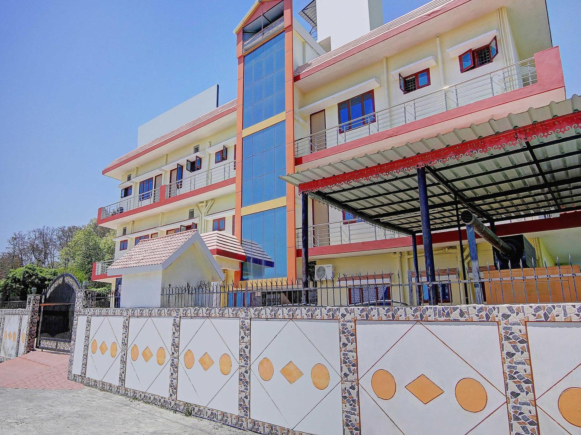 Home 78802 Balaji Bhawan Jhājra Extérieur photo