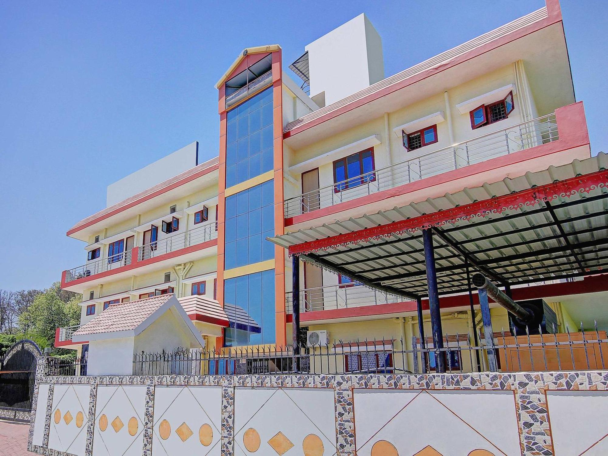 Home 78802 Balaji Bhawan Jhājra Extérieur photo