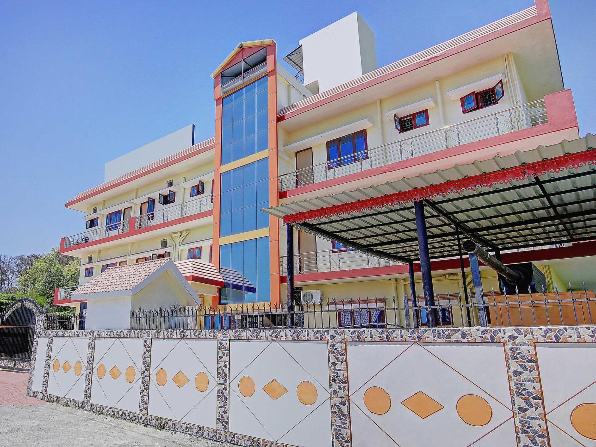 Home 78802 Balaji Bhawan Jhājra Extérieur photo
