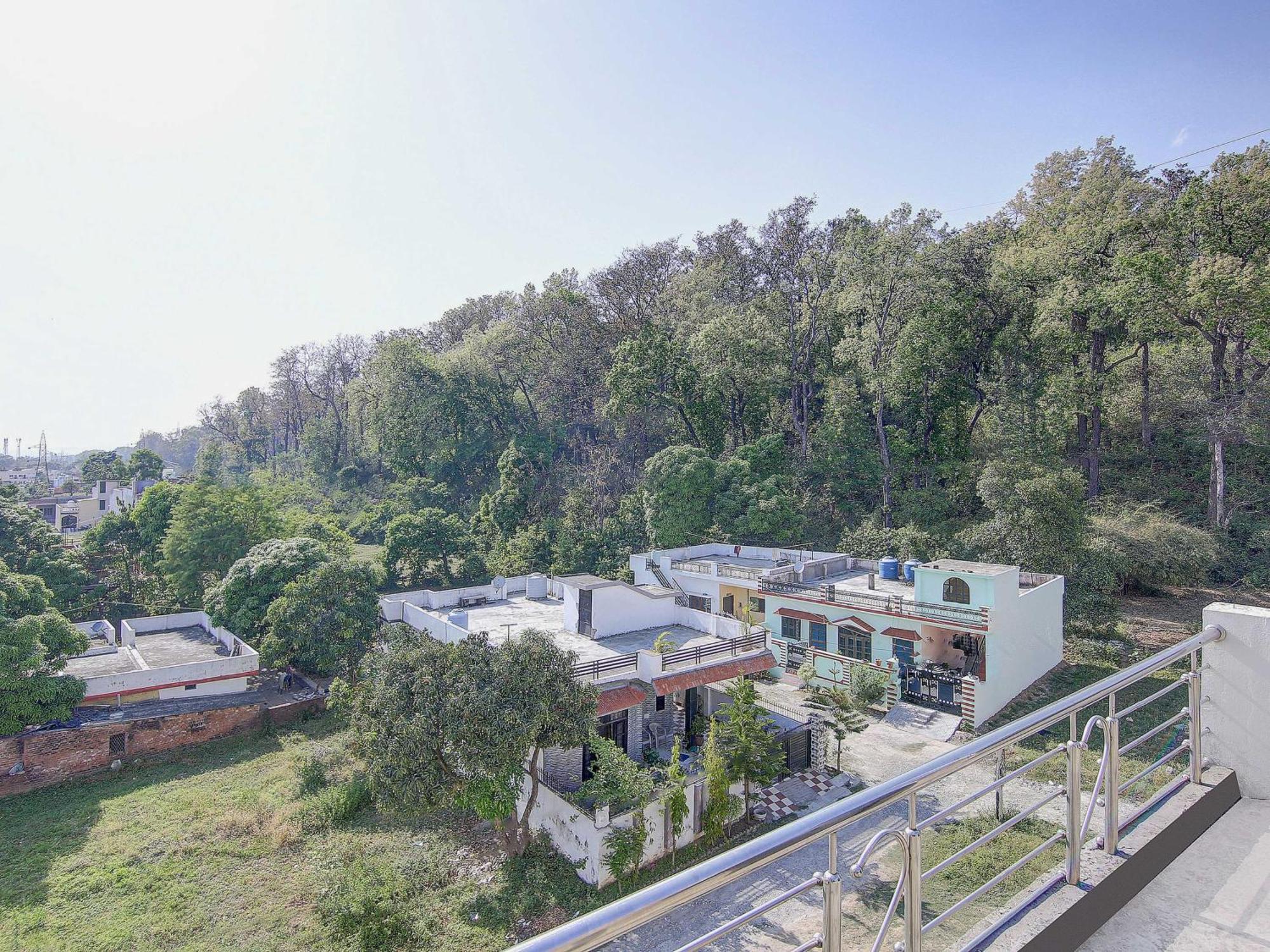 Home 78802 Balaji Bhawan Jhājra Extérieur photo