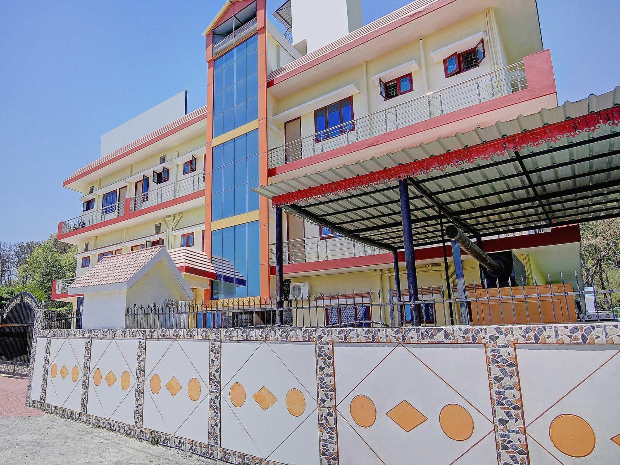 Home 78802 Balaji Bhawan Jhājra Extérieur photo