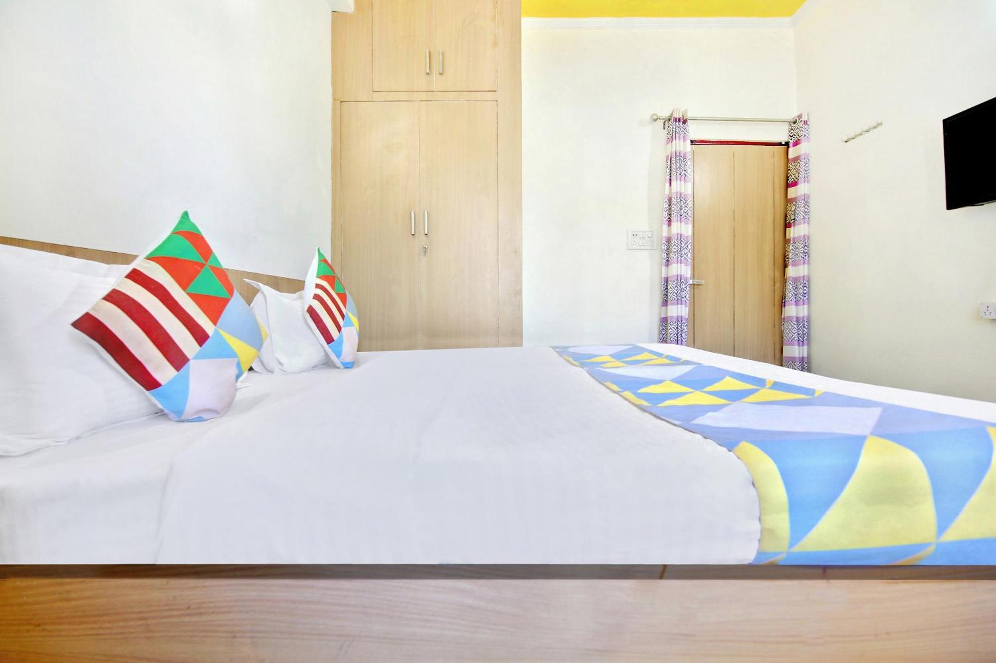Home 78802 Balaji Bhawan Jhājra Extérieur photo