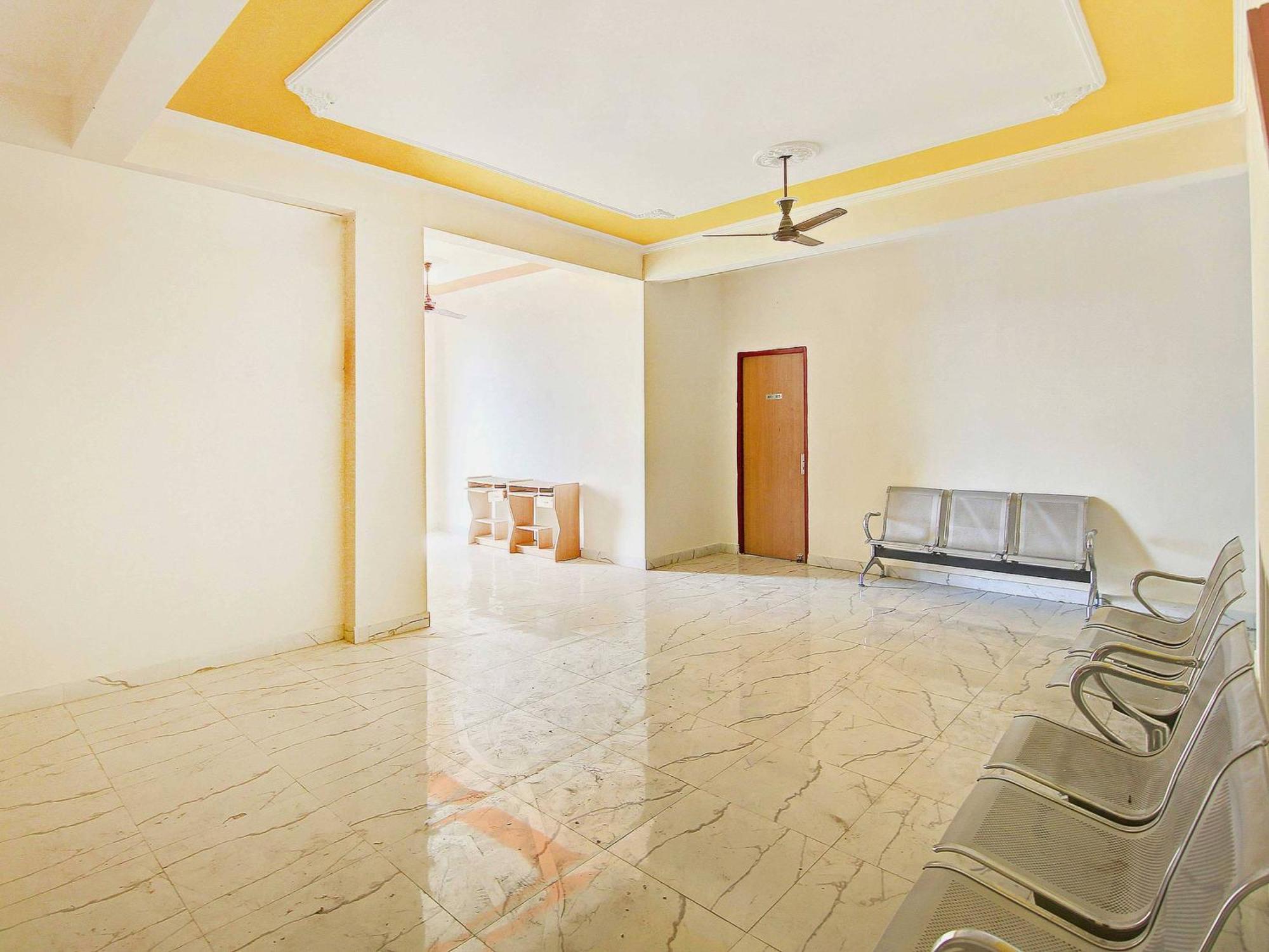 Home 78802 Balaji Bhawan Jhājra Extérieur photo