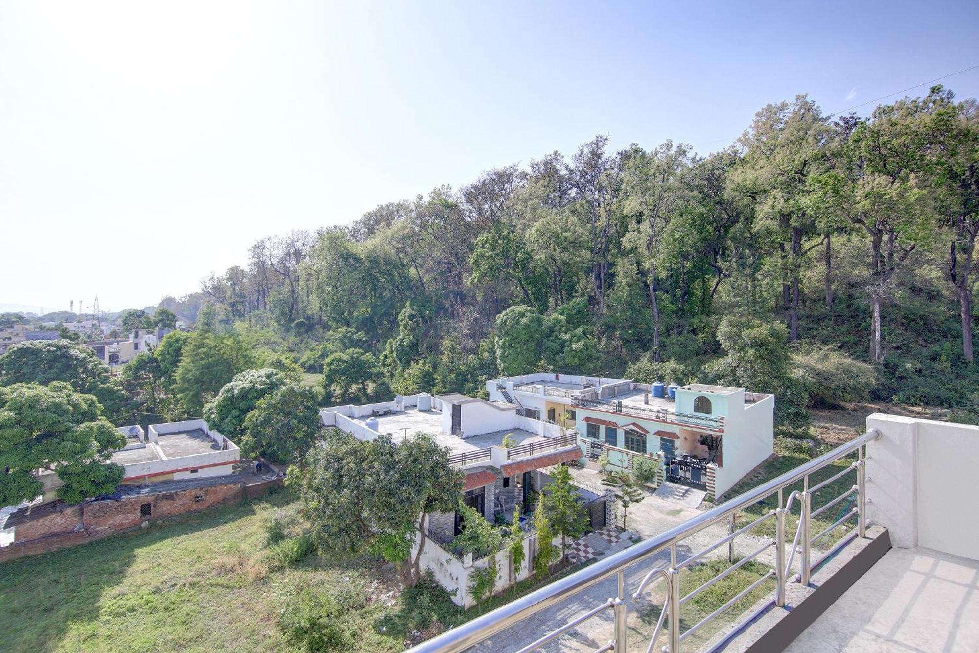 Home 78802 Balaji Bhawan Jhājra Extérieur photo