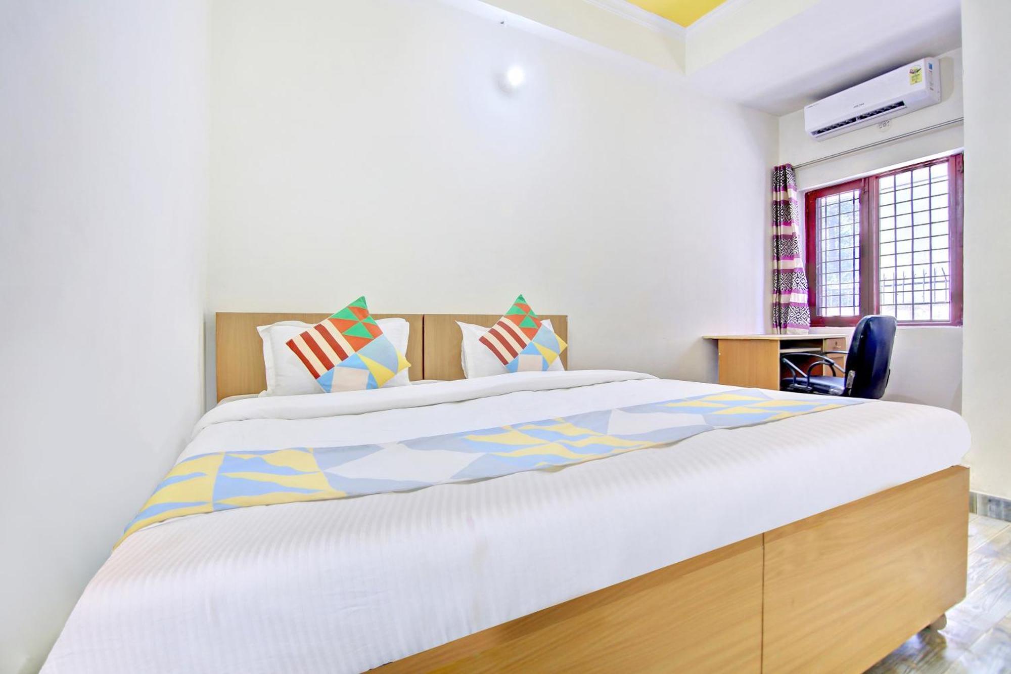 Home 78802 Balaji Bhawan Jhājra Extérieur photo