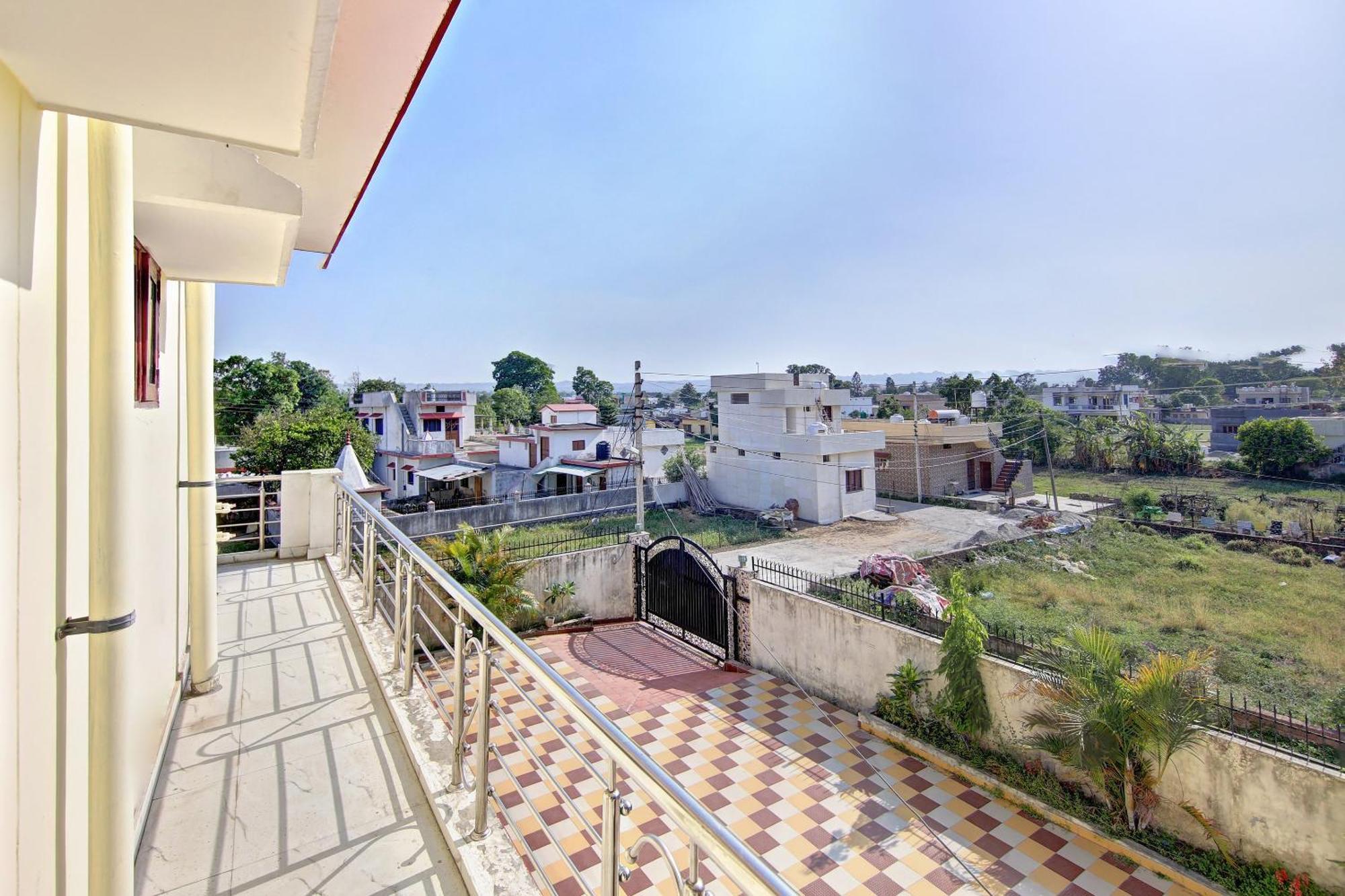 Home 78802 Balaji Bhawan Jhājra Extérieur photo