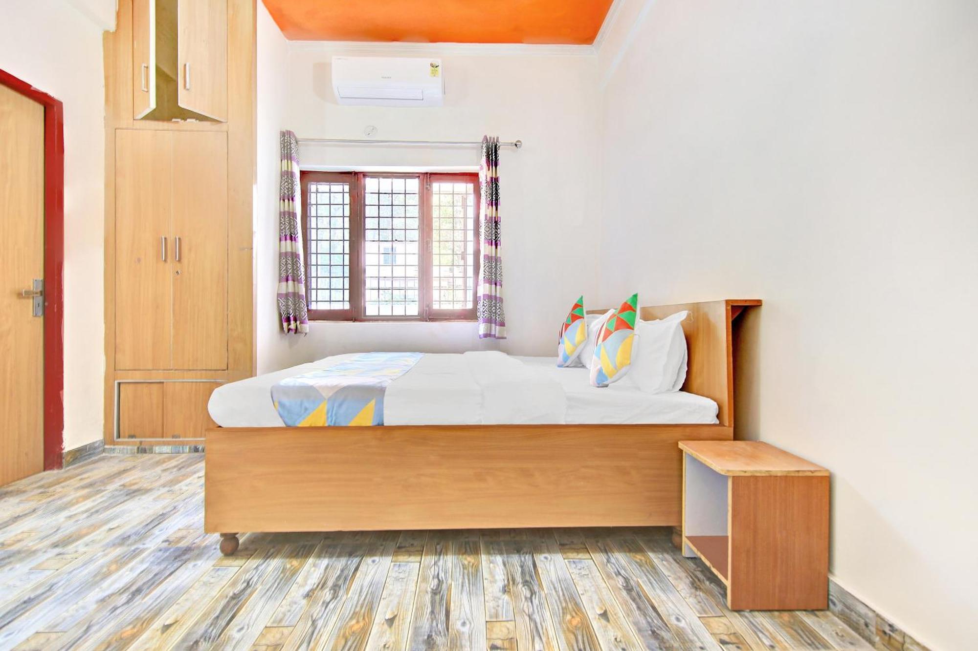 Home 78802 Balaji Bhawan Jhājra Extérieur photo