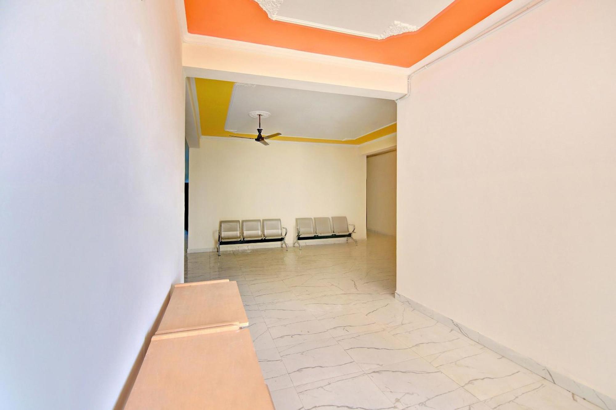 Home 78802 Balaji Bhawan Jhājra Extérieur photo