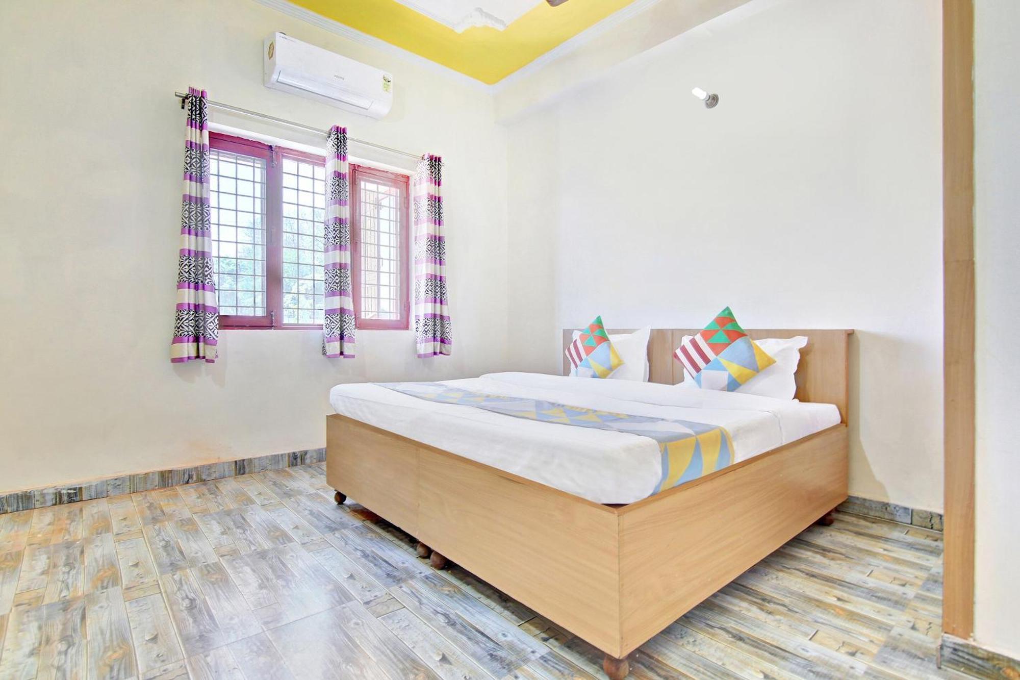 Home 78802 Balaji Bhawan Jhājra Extérieur photo